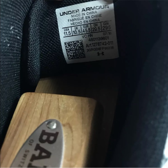 Under Armour Leadoff Mid RM Cleats - Picture 2 of 7